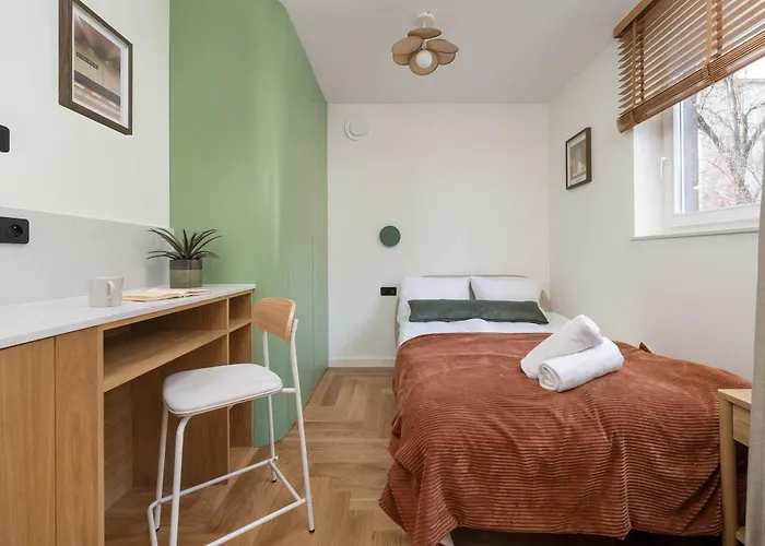 Modern And Unique In The Centre Of By Renters Apartment