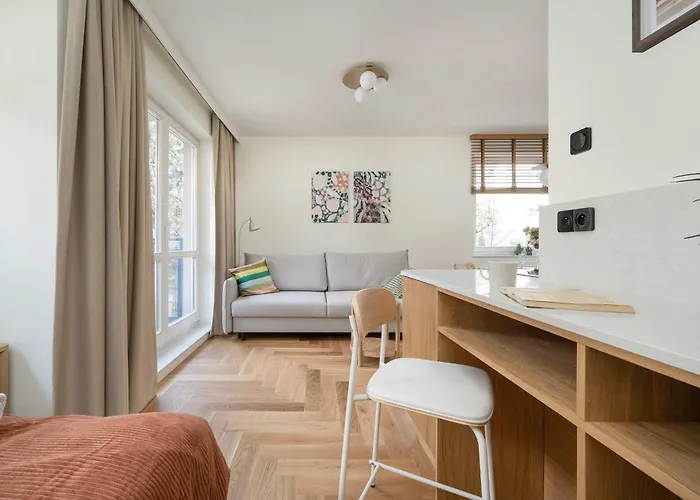 Modern And Unique In The Centre Of By Renters